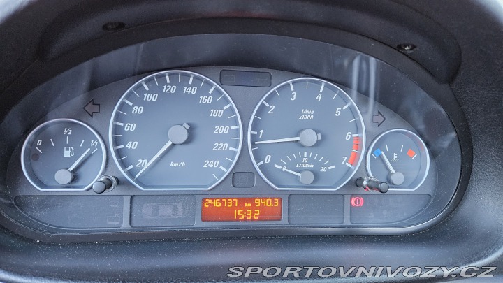 BMW 3 E46 330 Ci 2002