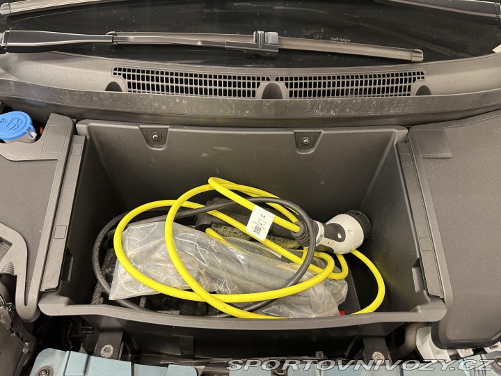 BMW i3 120Ah SportPaket*DPH*300K 2021