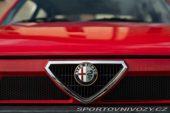 Alfa Romeo Ostatní modely 75 1991