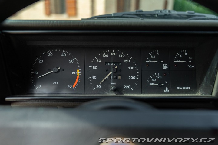 Alfa Romeo Ostatní modely 75 1991