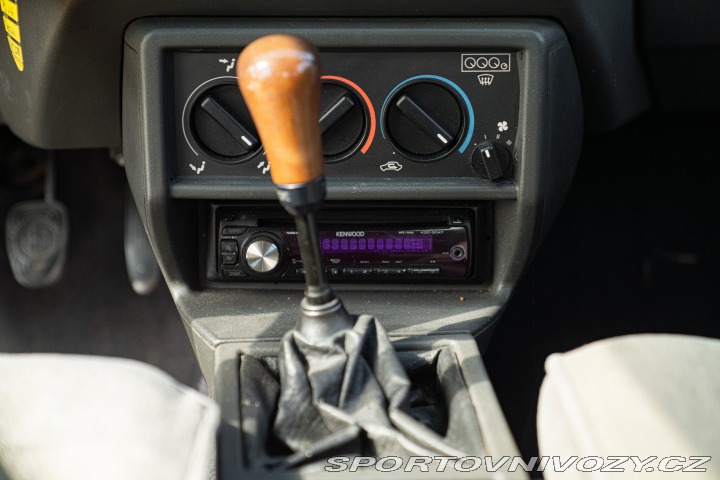 Alfa Romeo Ostatní modely 75 1991