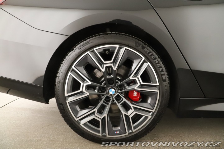 BMW 5 M Sport 540d xDrive 2025