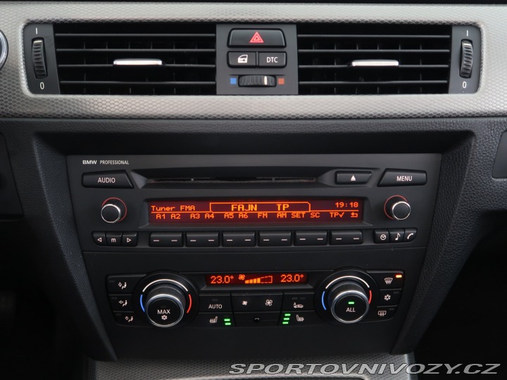 BMW 3 M Paket 325 i 2010