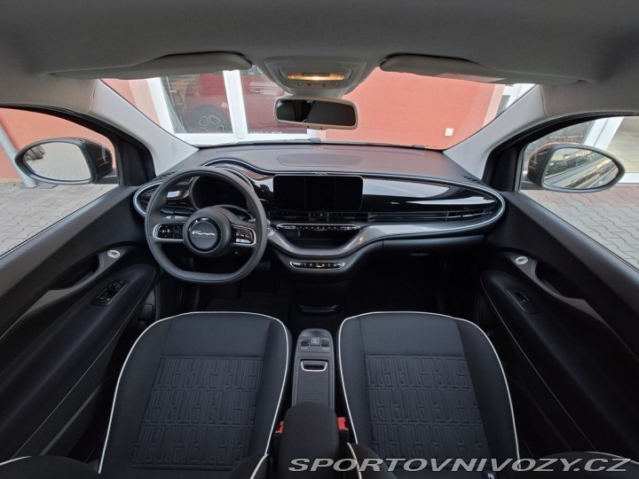 Fiat 500 42 kWh 87kW 2023