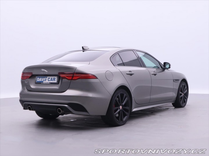 Jaguar XE 2,0 P300 221kW R-Dynamic 2020