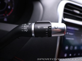 Jaguar XE 2,0 P300 221kW R-Dynamic 2020