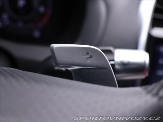 Jaguar XE 2,0 P300 221kW R-Dynamic 2020