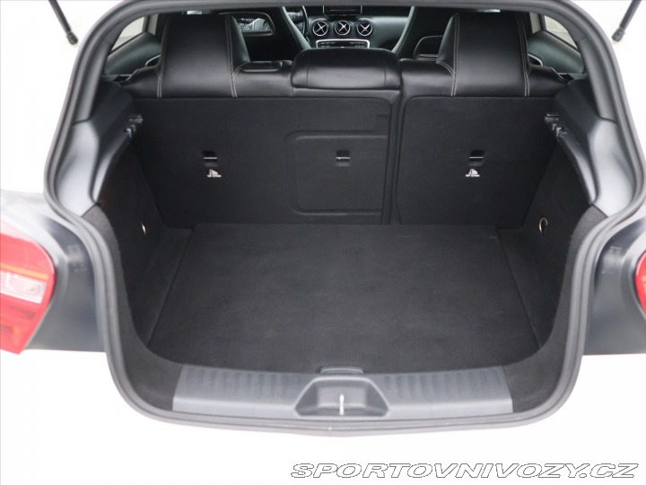 Mercedes-Benz A 1,6 200i 115kW Klima Kůže 2014
