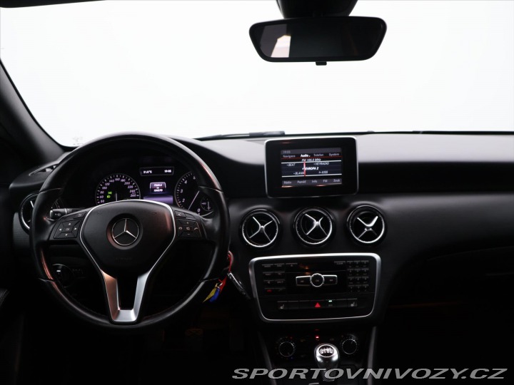 Mercedes-Benz A 1,6 200i 115kW Klima Kůže 2014