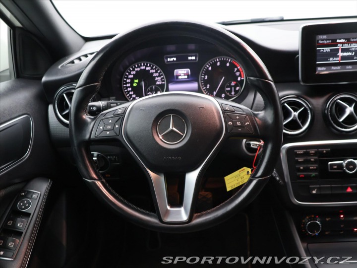 Mercedes-Benz A 1,6 200i 115kW Klima Kůže 2014