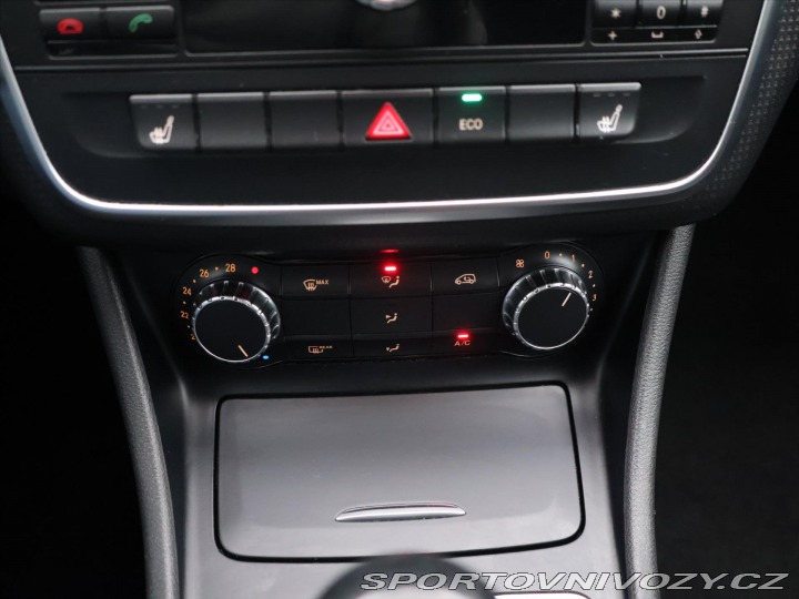 Mercedes-Benz A 1,6 200i 115kW Klima Kůže 2014