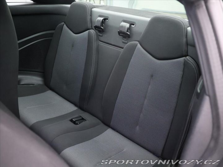 Peugeot RCZ 1,6 16V 147kW Allure Navi 2013