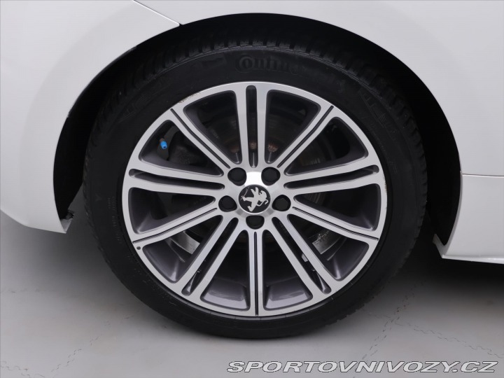 Peugeot RCZ 1,6 16V 147kW Allure Navi 2013