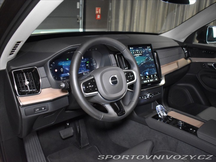 Volvo Ostatní modely XC90 2,0 T8 AWD Plus BLIS,Bezk 2025