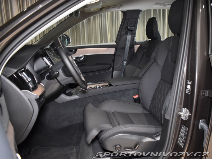 Volvo Ostatní modely XC90 2,0 T8 AWD Plus BLIS,Bezk 2025