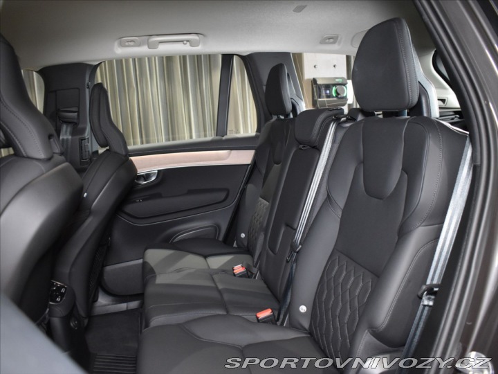 Volvo Ostatní modely XC90 2,0 T8 AWD Plus BLIS,Bezk 2025