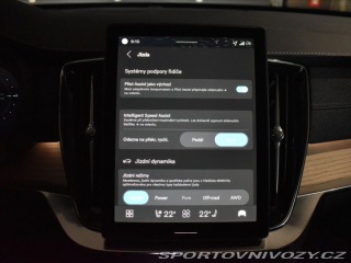 Volvo Ostatní modely XC90 2,0 T8 AWD Plus BLIS,Bezk 2025