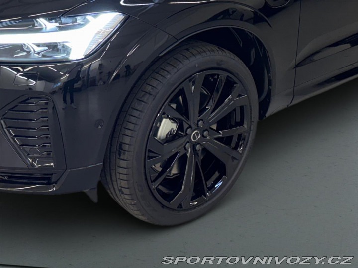 Volvo Ostatní modely XC60 2,0 Volvo XC60 T8 Ultra B 2025