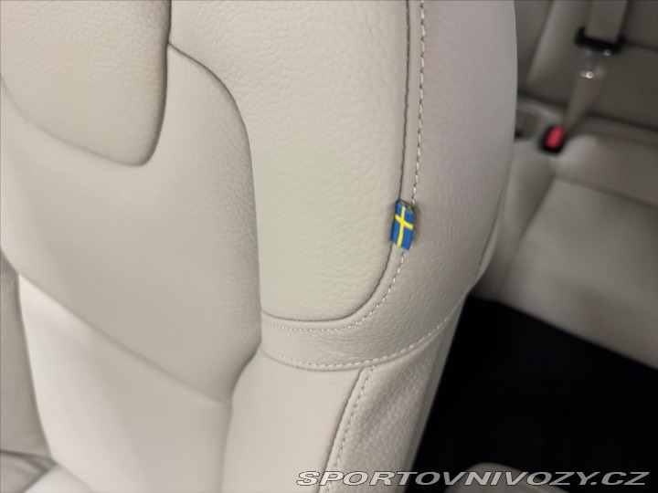 Volvo V90 2,0 B4 AWD Cross Country 2024