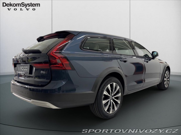 Volvo V90 2,0 B4 AWD Cross Country 2024