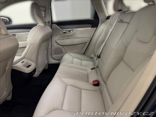 Volvo V90 2,0 B4 AWD Cross Country 2024