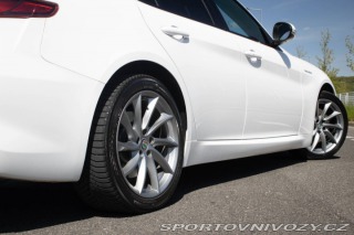 Alfa Romeo Giulia 2.2 Q4 A/T VELOCE / AJ N 2017