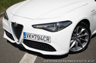 Alfa Romeo Giulia 2.2 Q4 A/T VELOCE / AJ N 2017