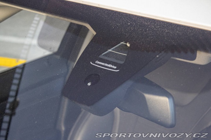 BMW 3 330e ZF8 xDrive /AJ NA S 2021