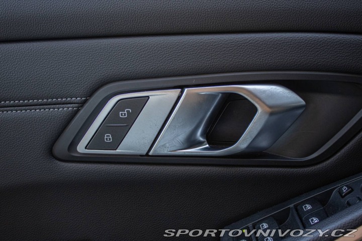 BMW 3 330e ZF8 xDrive /AJ NA S 2021