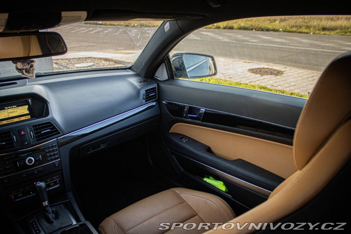 Mercedes-Benz E Kupé  350CDI 170kW / AJ N 2011
