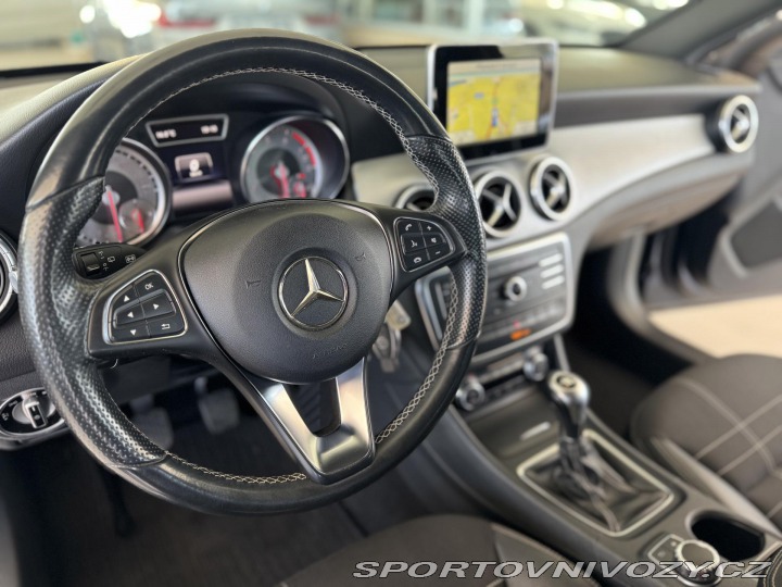 Mercedes-Benz CLA 200 SB*115kW*Xenon*Nav*El 2015