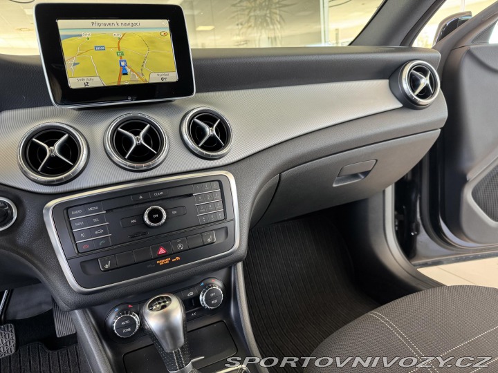 Mercedes-Benz CLA 200 SB*115kW*Xenon*Nav*El 2015