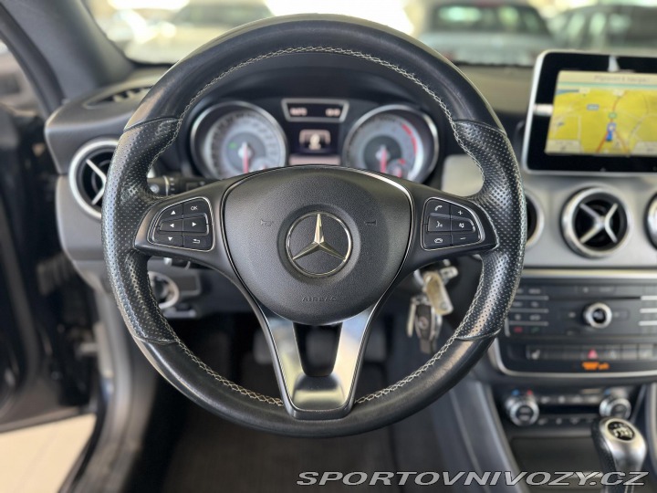 Mercedes-Benz CLA 200 SB*115kW*Xenon*Nav*El 2015