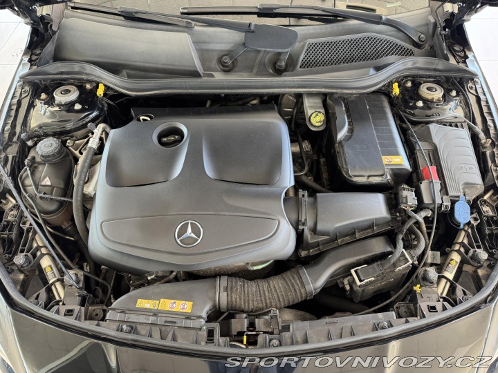 Mercedes-Benz CLA 200 SB*115kW*Xenon*Nav*El 2015