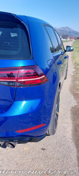 Volkswagen Golf 7,5 R  Perform AKRAPOVIČ 2018
