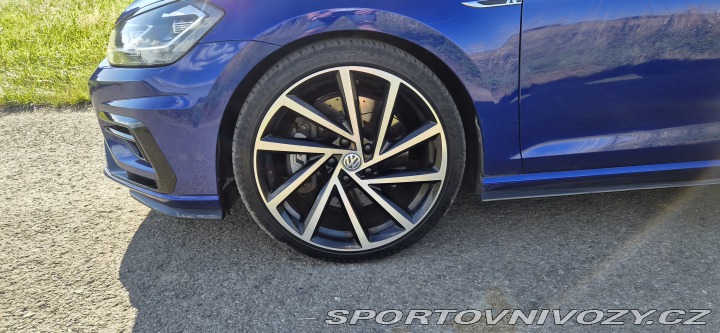 Volkswagen Golf 7,5 R Perform AKRAPOVIČ 2018
