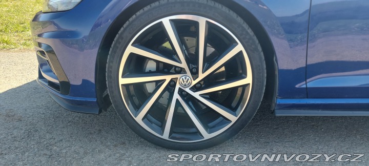Volkswagen Golf 7,5 R  Perform AKRAPOVIČ 2018