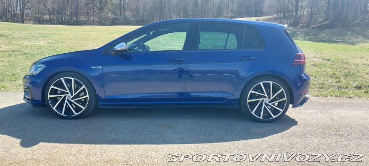 Volkswagen Golf 7,5 R  Perform AKRAPOVIČ 2018