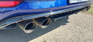 Volkswagen Golf 7,5 R  Perform AKRAPOVIČ 2018