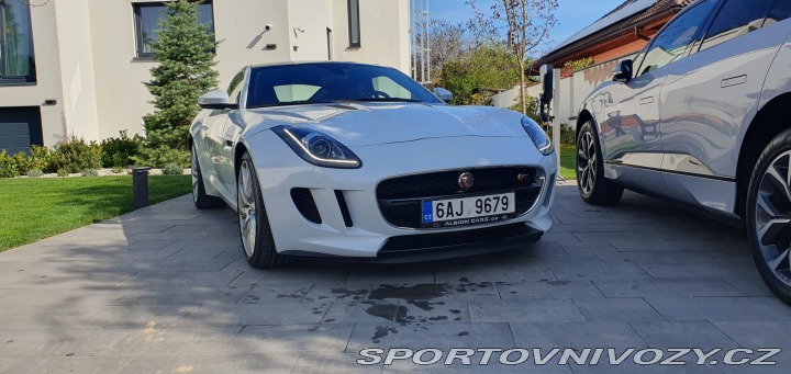 Jaguar F-Type  2016