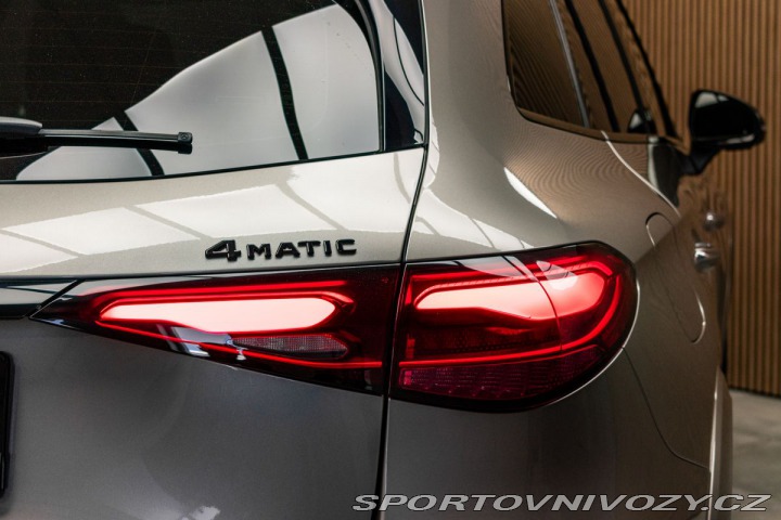 Mercedes-Benz Ostatní modely GLC 400e 4M*AMG*AIR*TAŽNÉ*DPH 2023