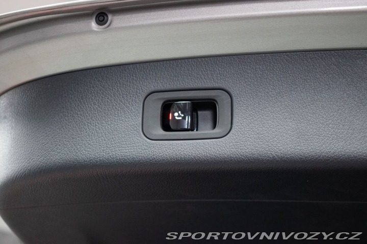 Mercedes-Benz Ostatní modely GLC 400e 4M*AMG*AIR*TAŽNÉ*DPH 2023