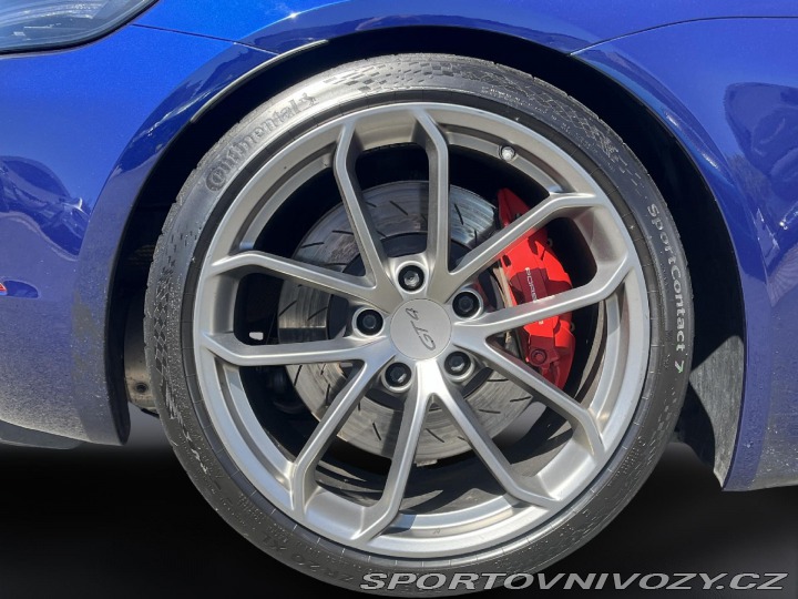 Porsche Cayman GT4 2020