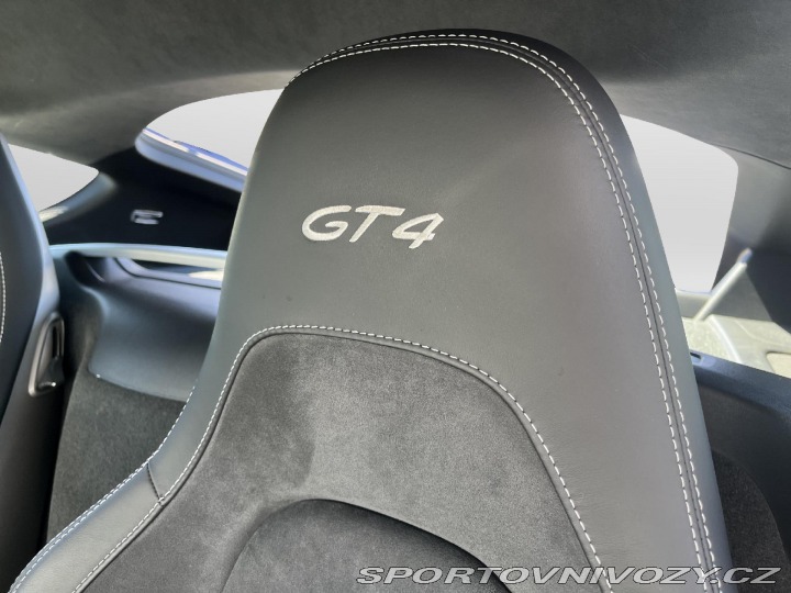 Porsche Cayman GT4 2020