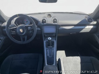 Porsche Cayman GT4 2020