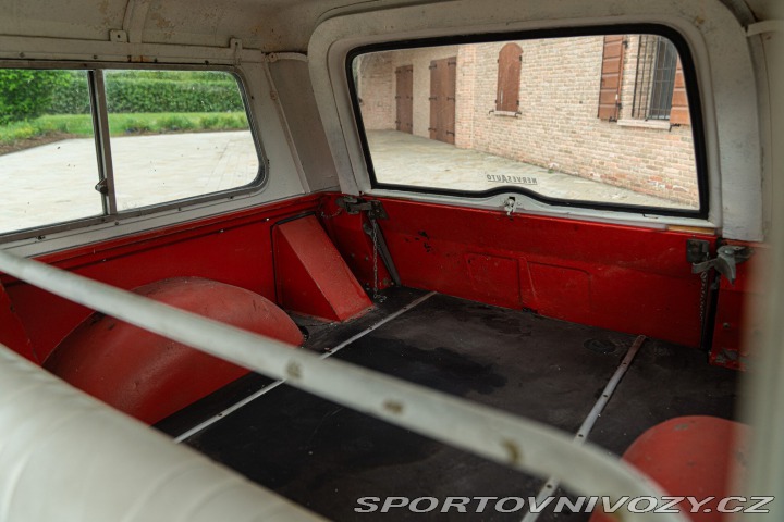 Ostatní značky Ostatní modely Jeep COMANDO 1976
