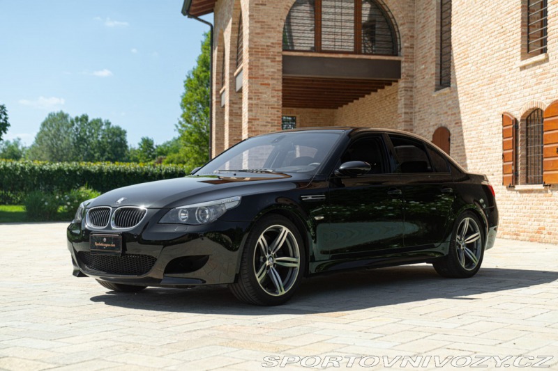 BMW M5 