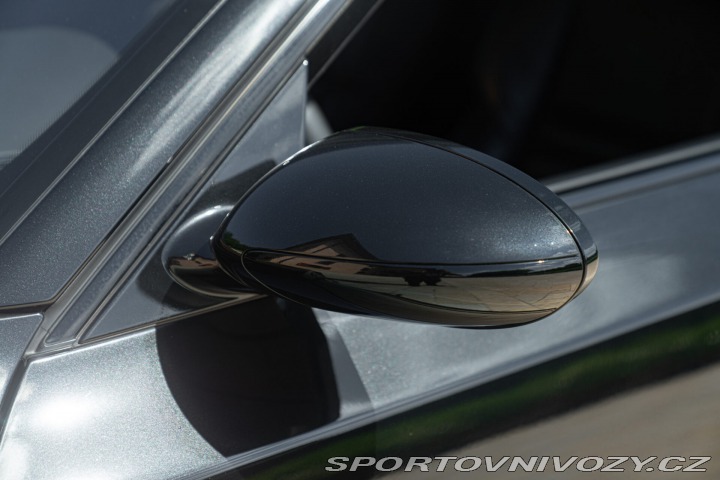 BMW M5  2005