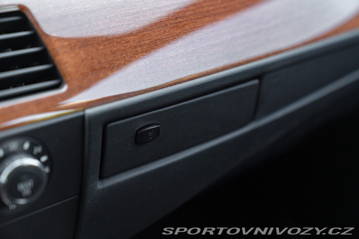BMW M5  2005