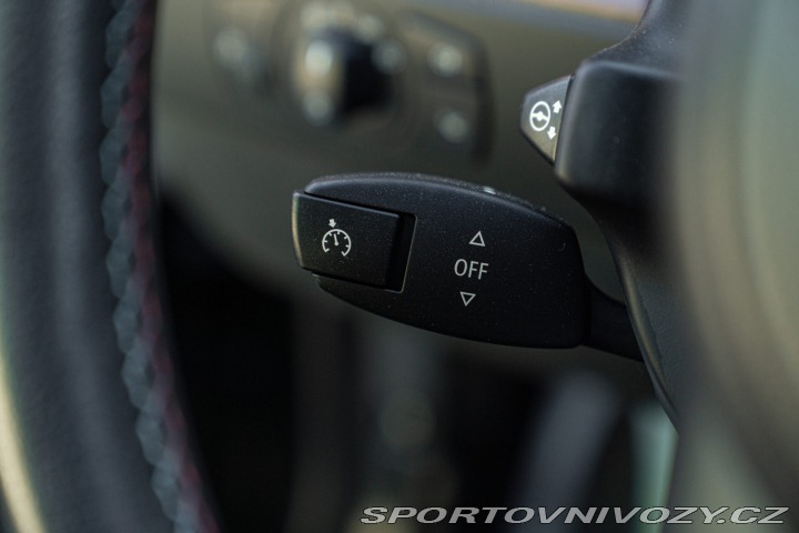 BMW M5  2005
